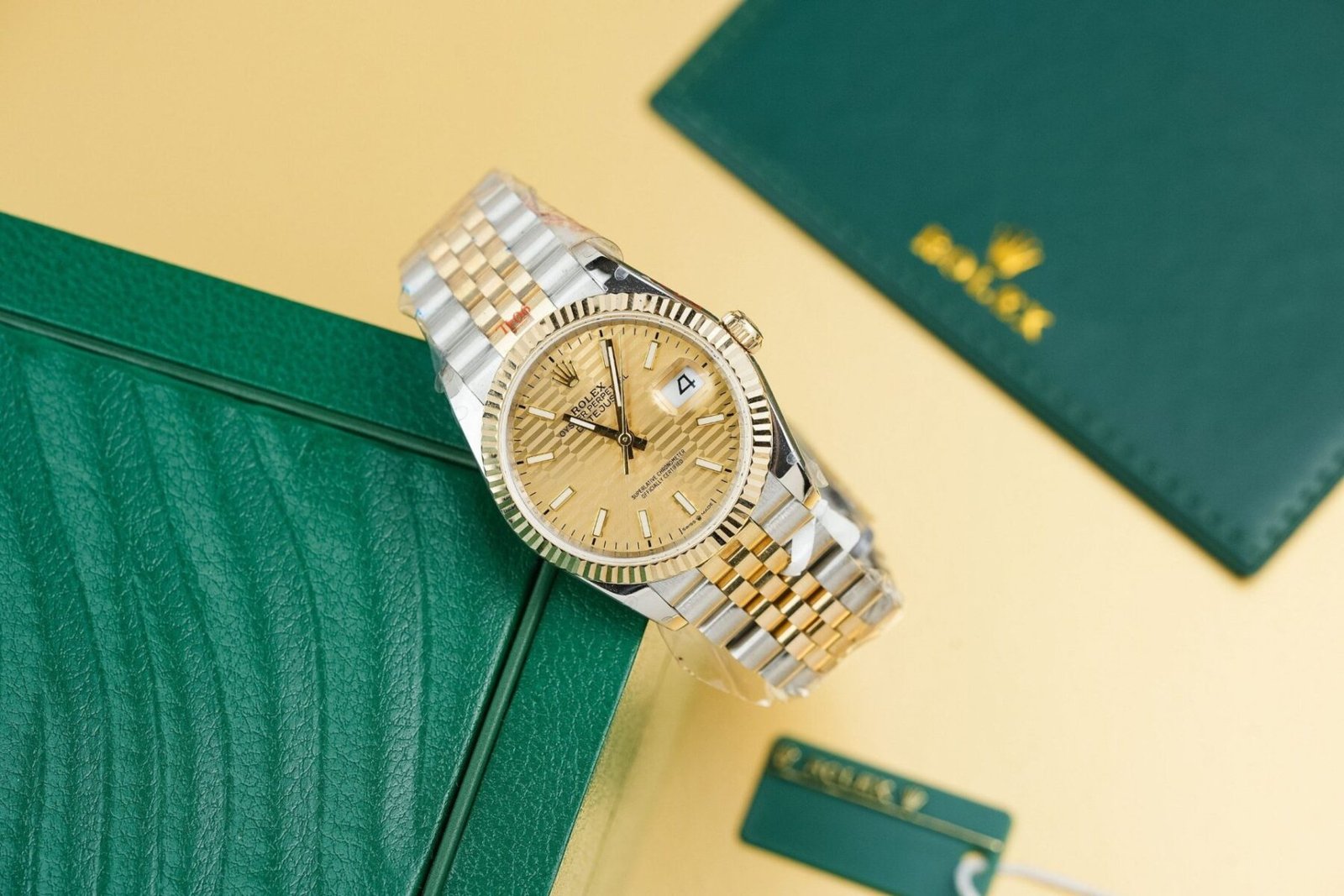 1750588190-83.jpg Rolex Datejust 126233 SS/YG Plated Fluted Champagne Dial 36mm Jub Super Clone - 图片 1