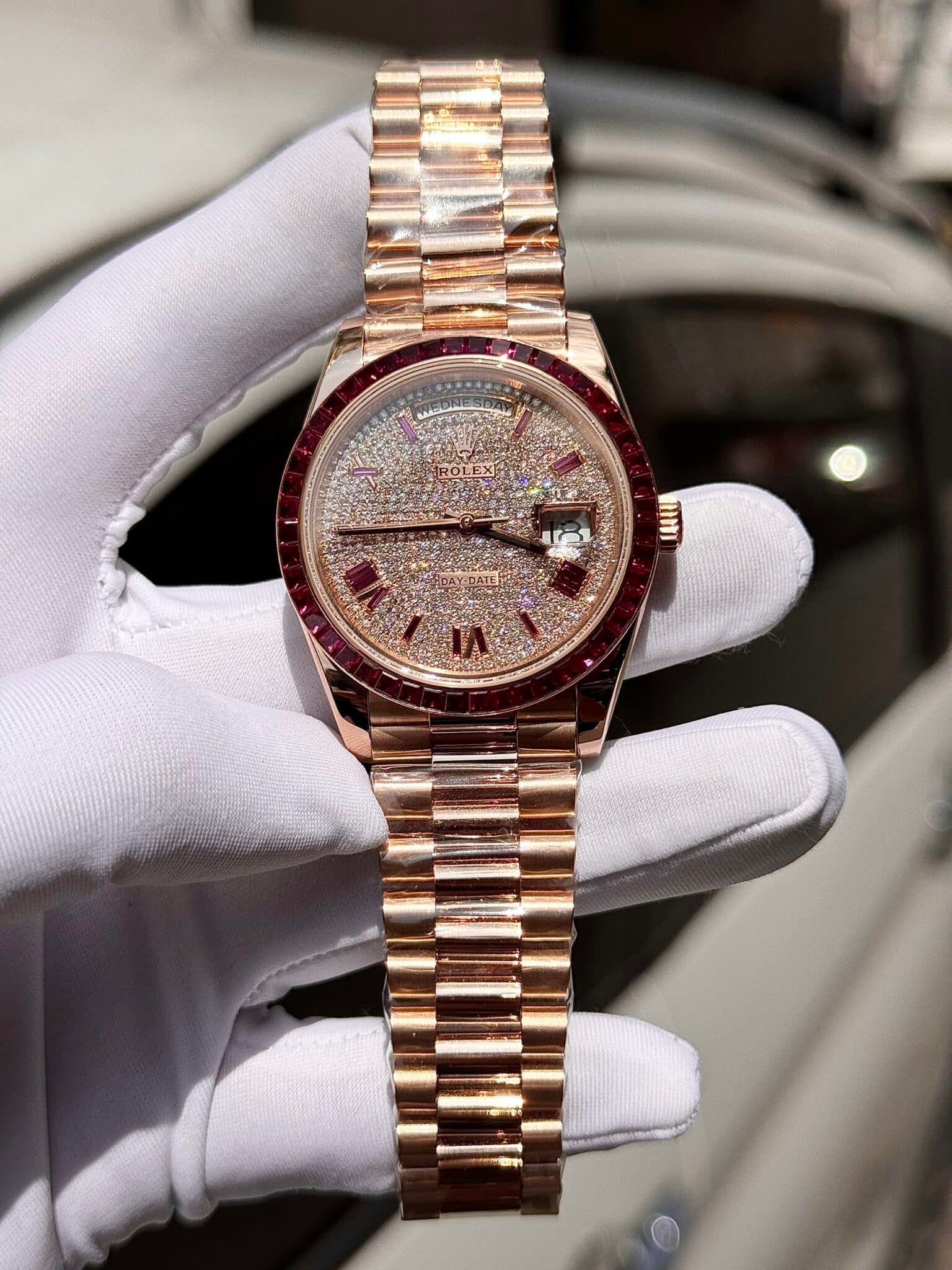 1750588295-125-1.jpg Rolex Day-Date RG Plated Diamond Dial Diamond 40mm Super Clone - 图片 1