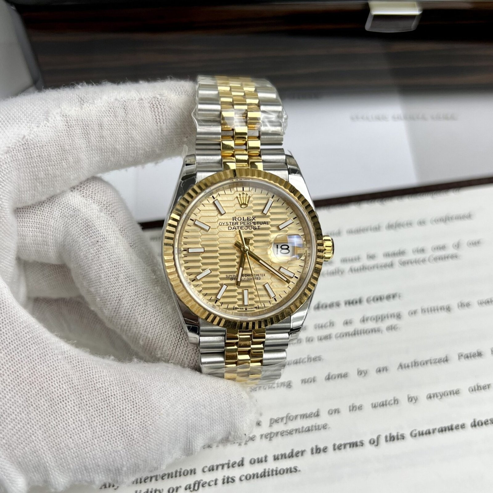 1750588526-212-scaled-1.jpg Rolex Datejust SS/YG Plated Gold Dial 41mm Jub EWF Replica - 图片 1