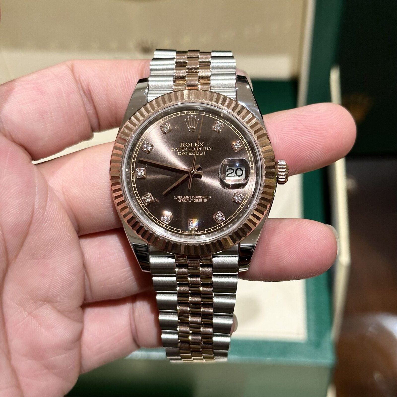 1750588573-228-scaled-1.jpg Rolex Datejust SS/RG Plated Chocolate Dial CZ Diamonds 41mm Jub EWF Replica - 图片 1