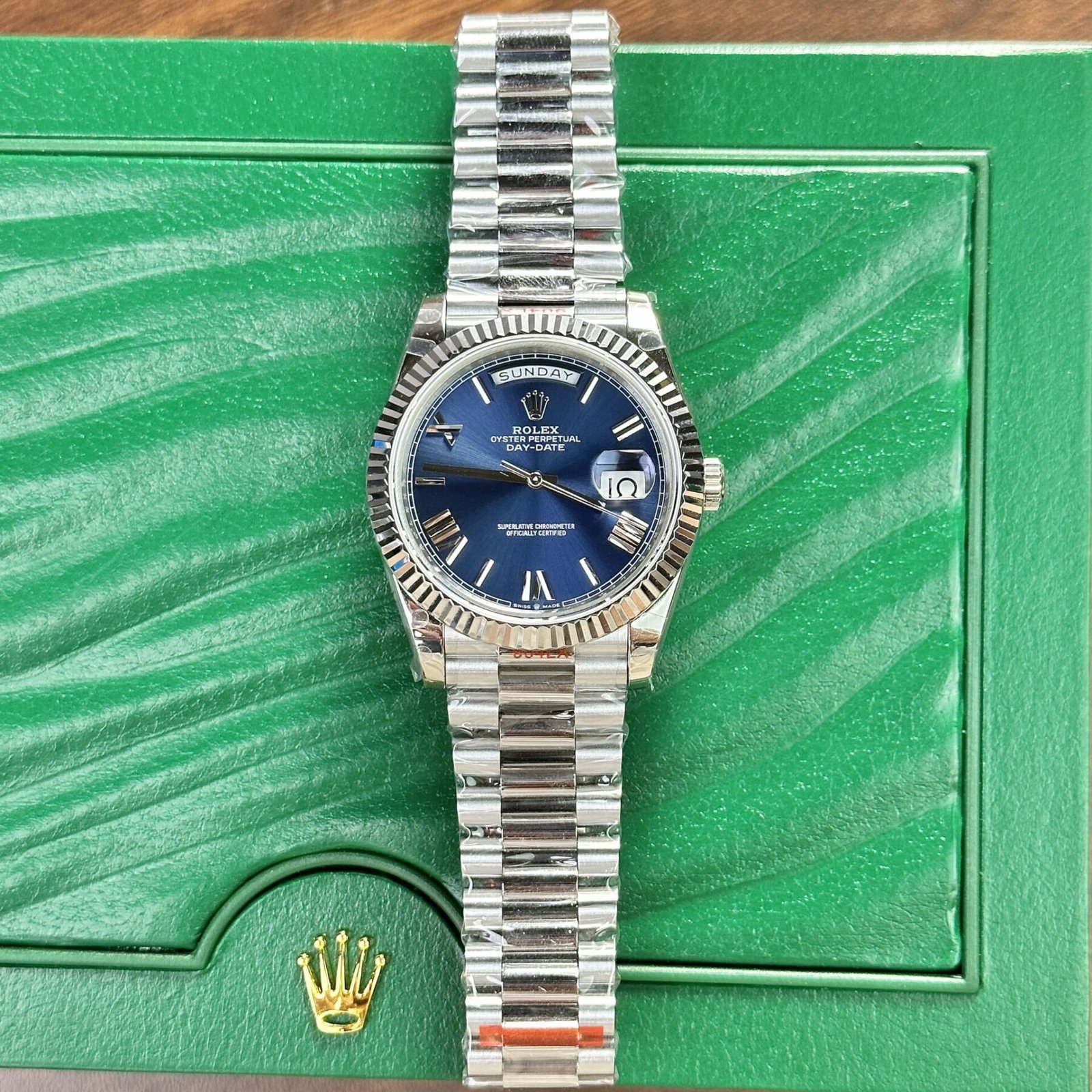 1750588774-307.jpg Rolex Day-Date 228239 904L Steel Blue Dial 40mm Super Clone - 图片 1