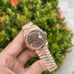 Rolex Day-Date RG Plated Chocolate Dial 40mm EWF Replica - 图片 2