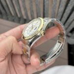 Rolex Sky-Dweller SS/YG Plated White Dial 42mm Oyster NBF Replica - 图片 4