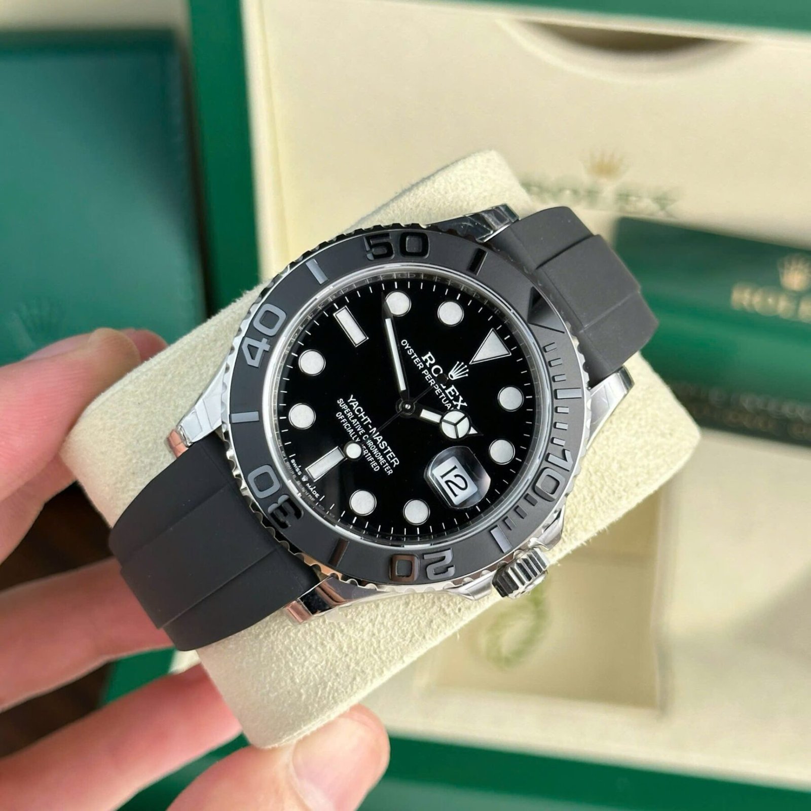 1750589136-454.jpg Rolex Yacht-Master 226659 904L Steel Black Dial 42mm Oysterflex Super Clone - 图片 1