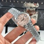 Rolex Datejust 316L Steel Pink Dial CZ Diamonds 31mm Jub THBF Replica - 图片 3