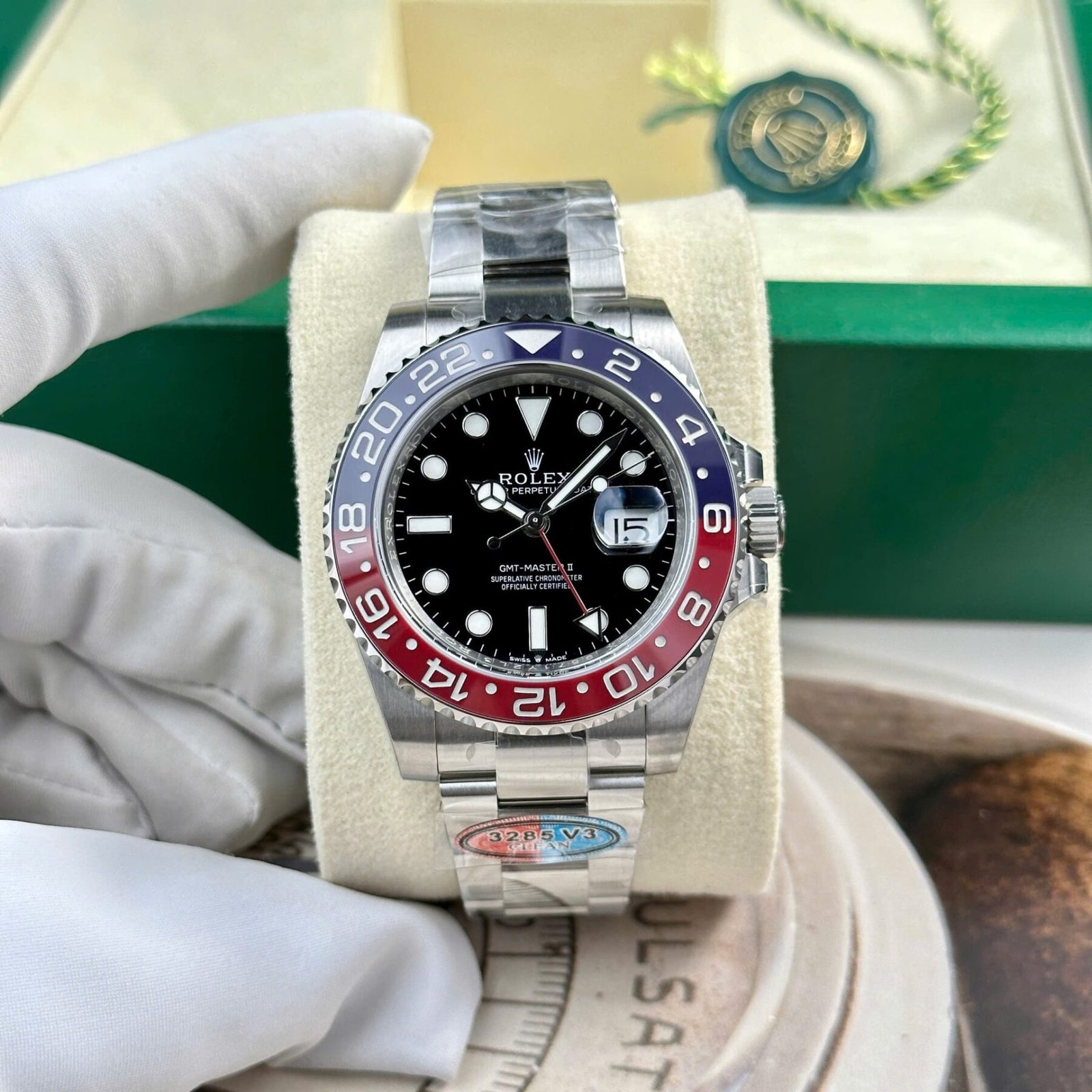 1750589464-562.jpg Rolex GMT-Master II 126710BLRO Pepsi 904L Steel Black Dial 40mm Oyster Super Clone - 图片 1