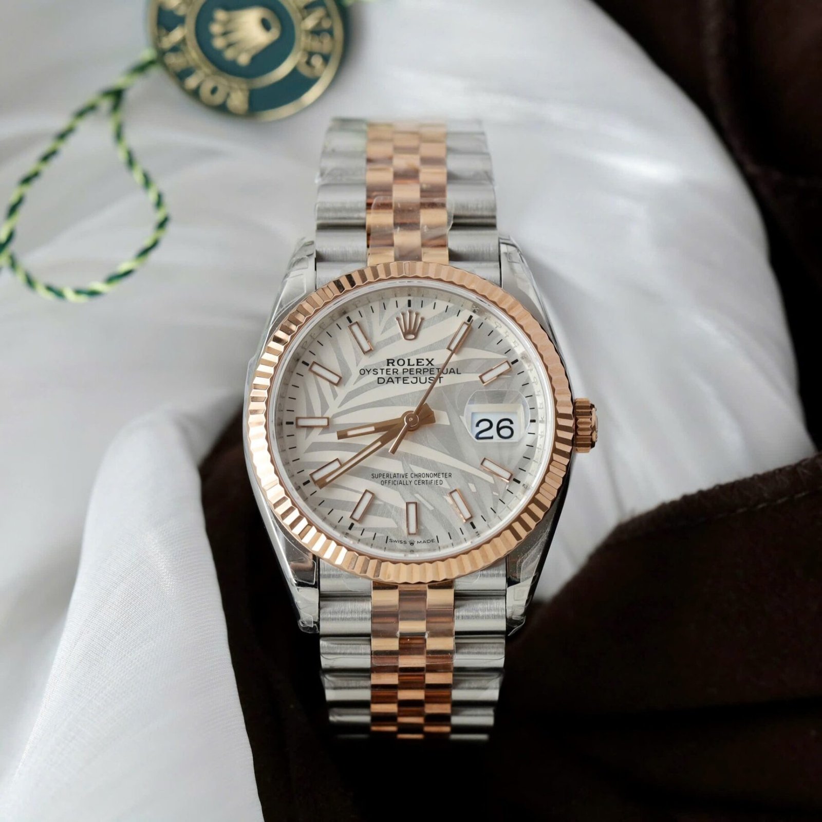 1750589476-566.jpg Rolex Datejust 126231 SS/RG Plated Silver Palm Dial 36mm Jub Super Clone - 图片 1