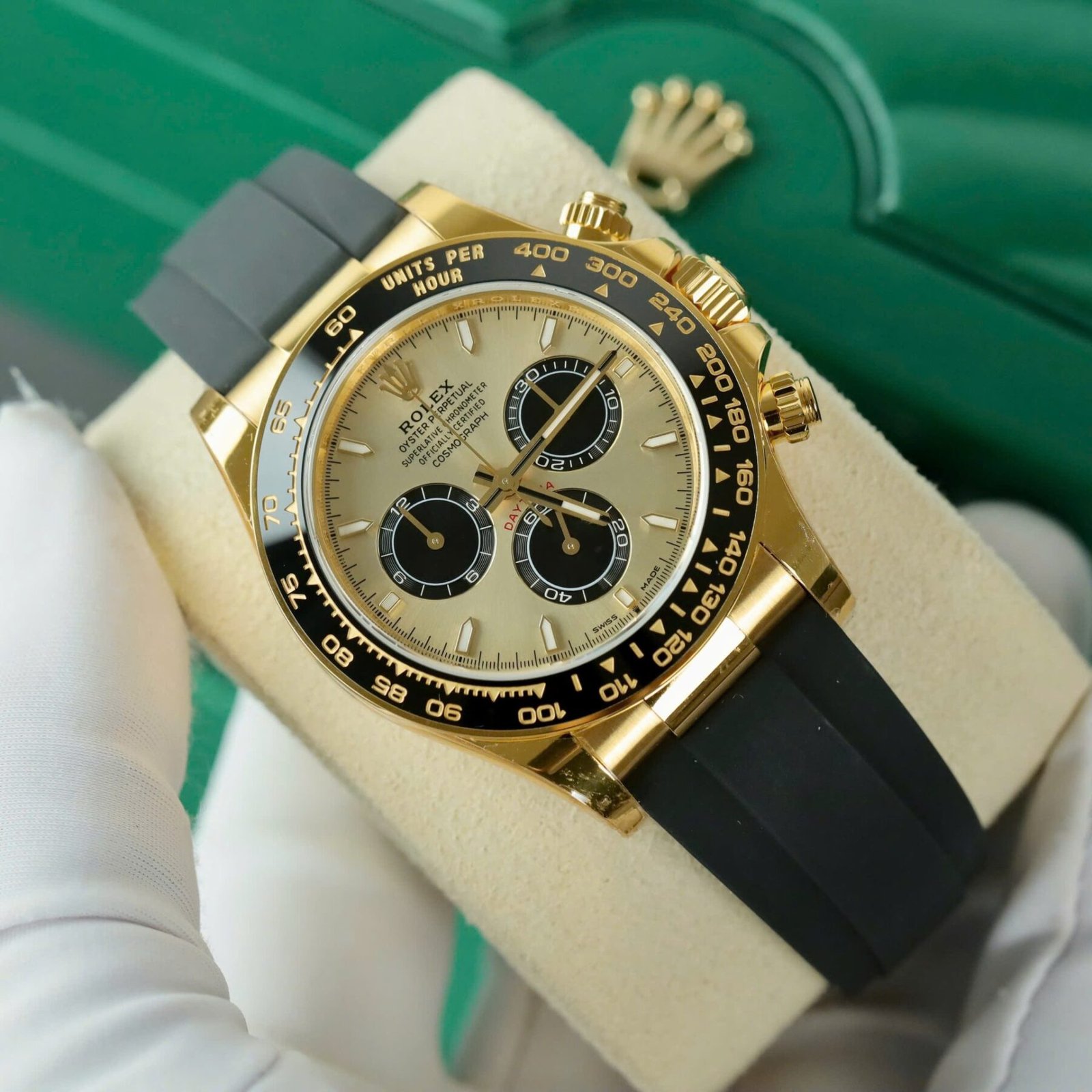1750589670-635.jpg Rolex Daytona 126518 YG Plated Champagne Dial 40mm Oysterflex Super Clone - 图片 1